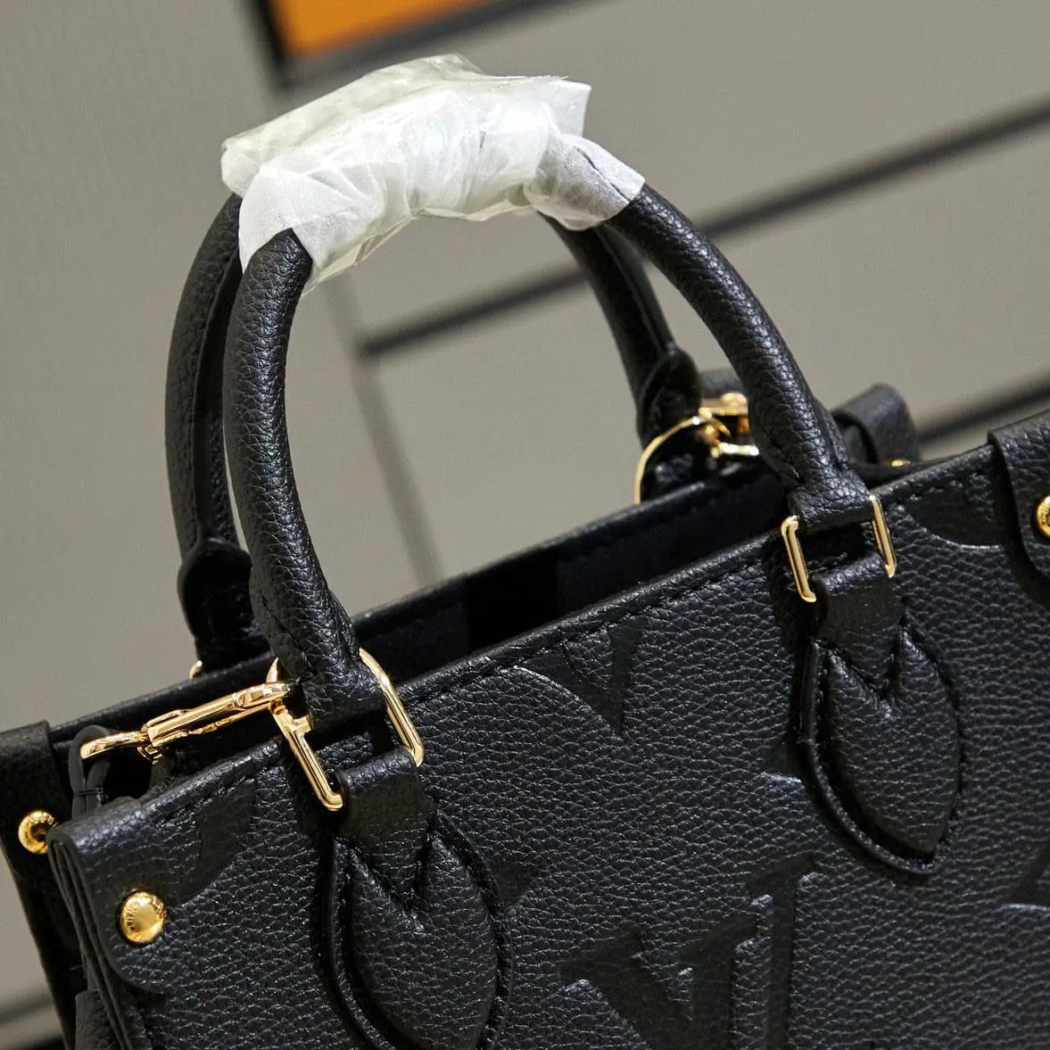 ルイ・ヴィトン M46993 オンザゴー BB