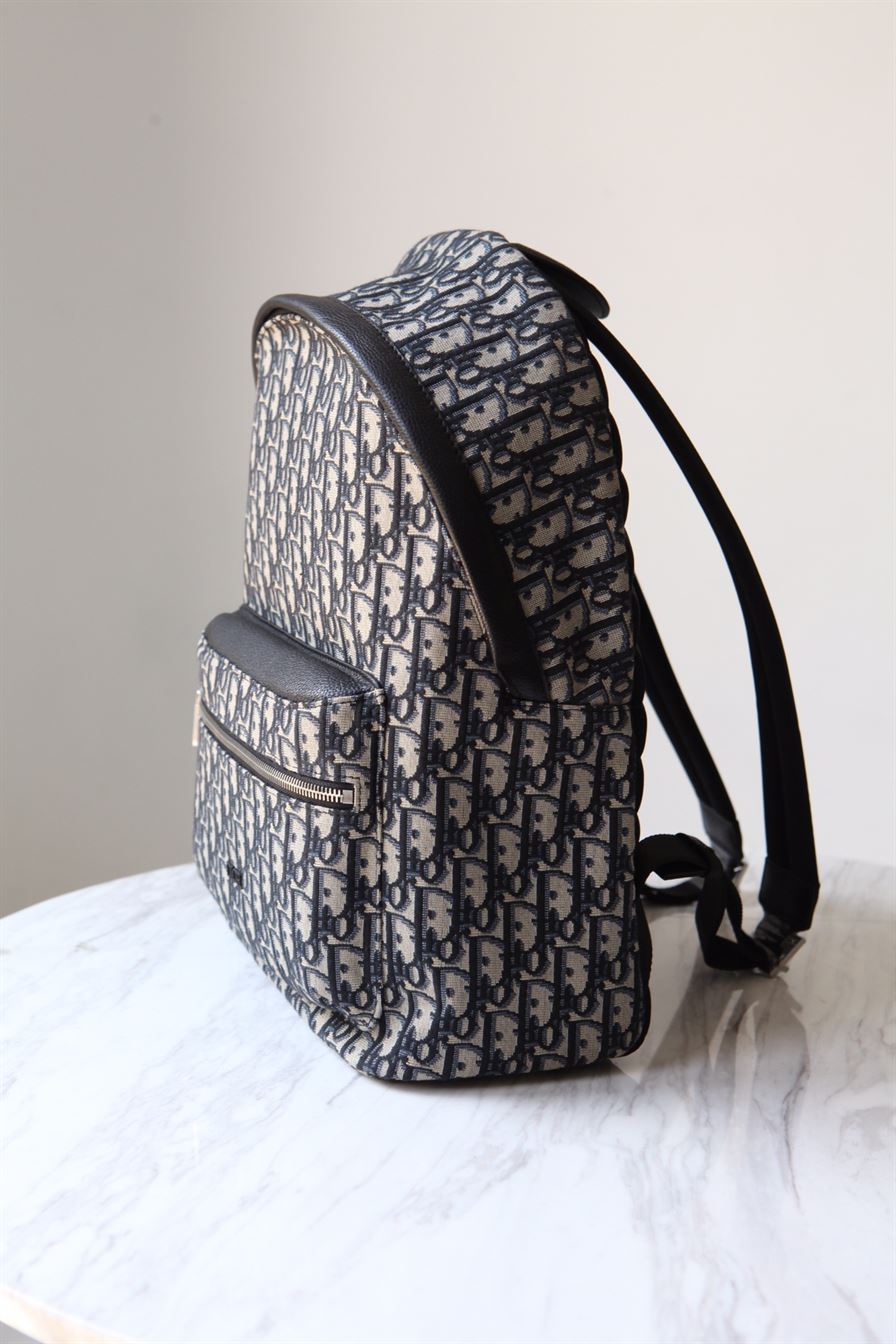 ディオール ライダー バックパック ベージュ＆ブラック ディオール オブリーク ジャカード – DIO028
