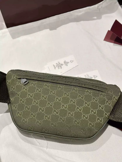 ベージュGGキャンバスのプリント入りラージベルトバッグ – BG066