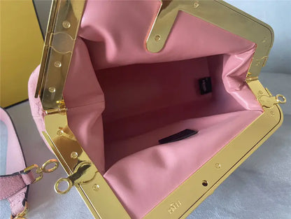 フェンディ ファーストバッグ ラージ