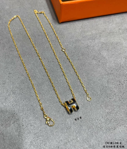 7つ星エルメスネックレス