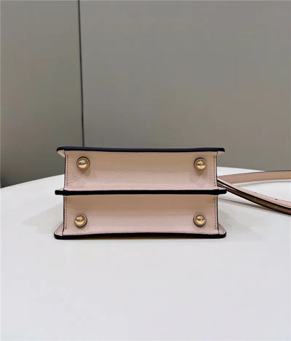 フェンディ ピーカブー ショルダーバッグ