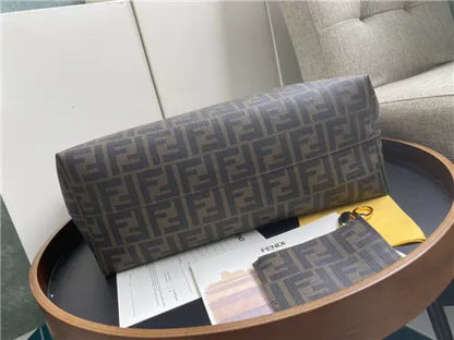 フェンディ FF ショッピングバッグ