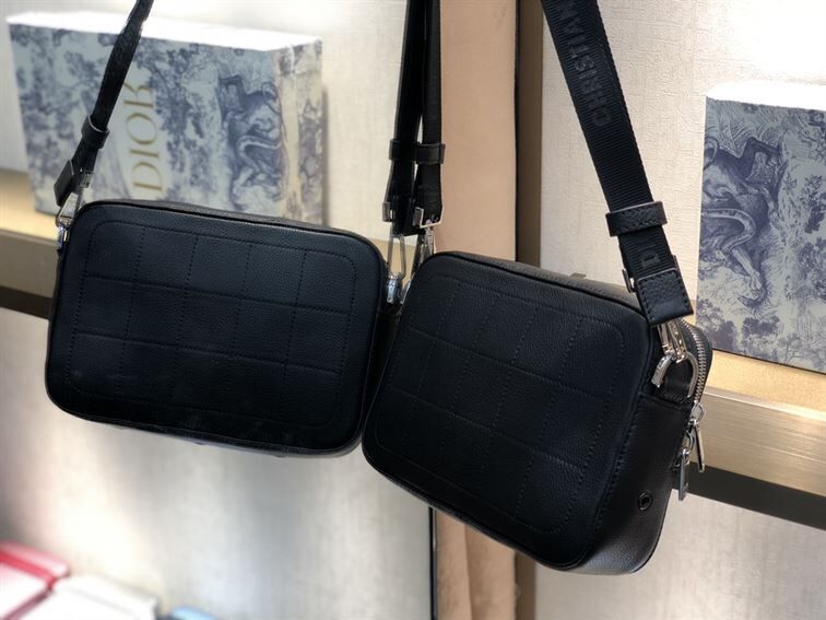ディオール サファリ メッセンジャーバッグ レザー ブラック – DIO013