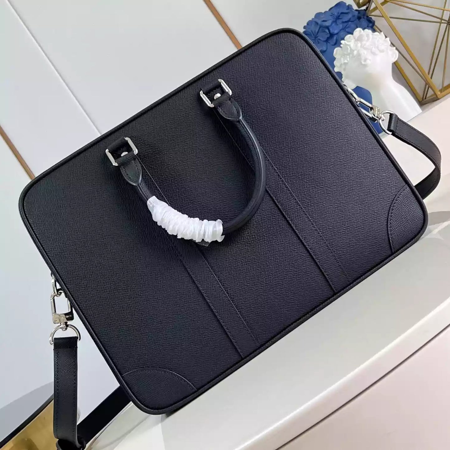 ポルテ ドキュメント ボヤージュ ブラック タイガ カウハイドレザー M30967 – LW322