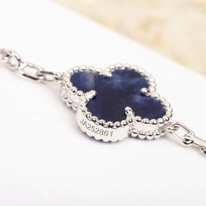 ヴァン クリーフ＆アーペル 四つ葉のクローバー ピーターサイト ブレスレット