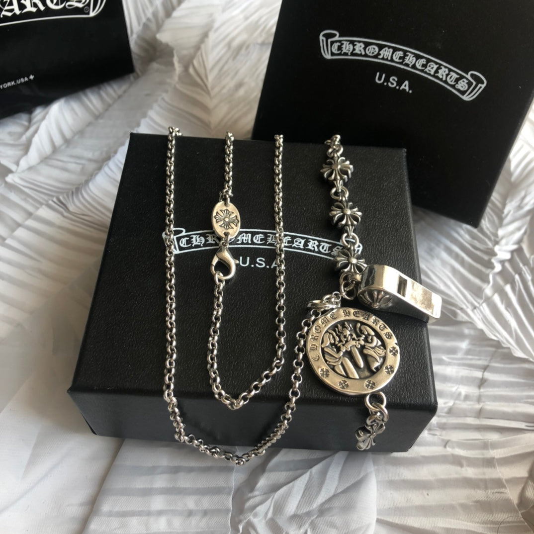 Chrome Hearts クロムハーツ エンジェルメダル ネックレス