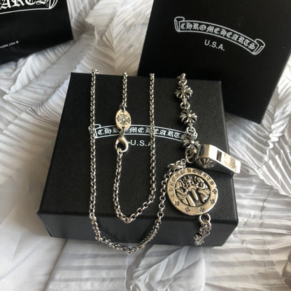 Chrome Hearts クロムハーツ エンジェルメダル ネックレス