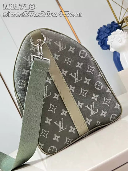 LV キーポル バンドリエール 45 カーキ モノグラム グラデーション キャンバス – LW178