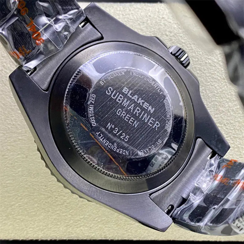 ロレックス サブマリーナーデイトBLAKEN