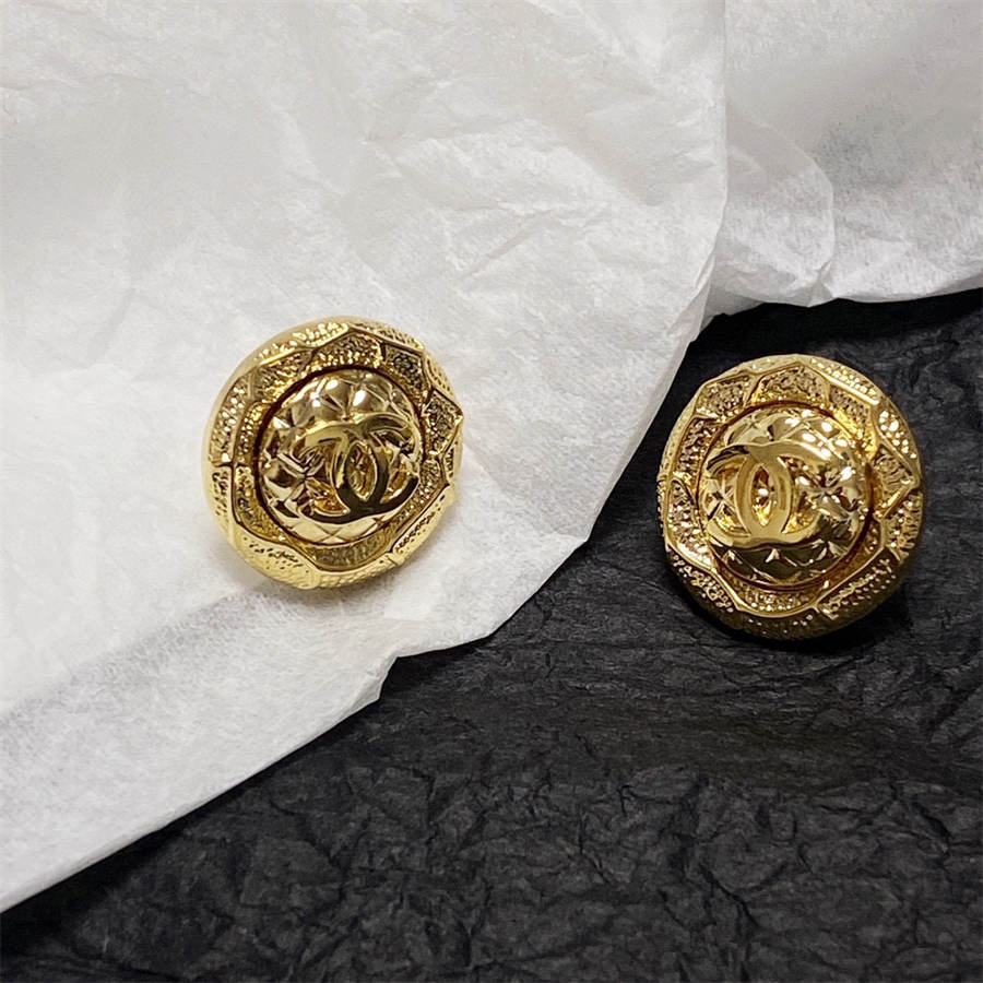 シャネルのミッドヴィンテージイヤリング