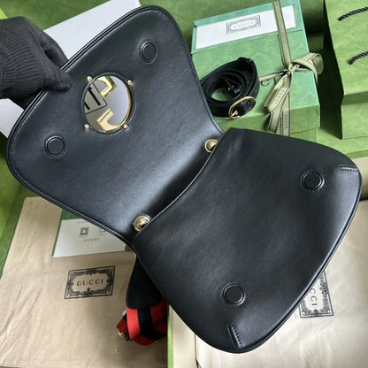 グッチ ブロンディ ミディアムバッグ