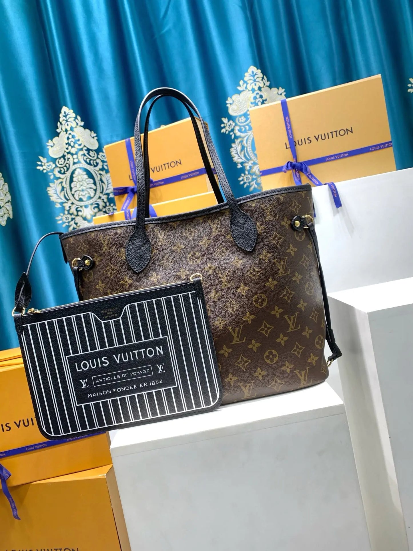 ルイ・ヴィトン M11946 ネヴァーフル インサイドアウト MM