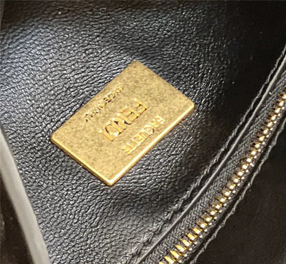 フェンディ バゲットバッグ