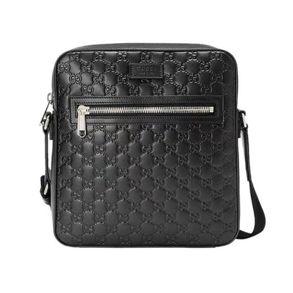 グッチ シグネチャー レザー フラットメッセンジャー – BG044