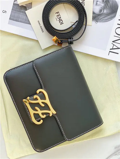 フェンディ カーリグラフィー バッグ