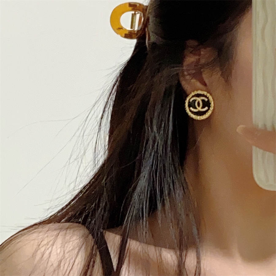 シャネル ミディアム ヴィンテージ ブラック ダブルC レター イヤリング