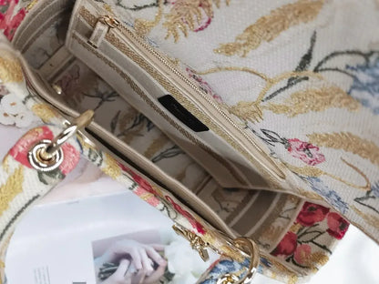 レディディオール