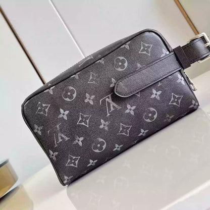 ロッカー ドップキット ブラック ブラッシュドモノグラム カウハイドレザー M11670 – LW399