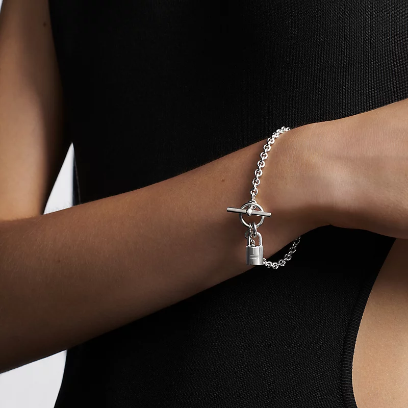 エルメス ケリー カデナ ブレスレット 新登場