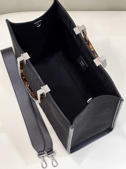 Fendi Sunshine tote