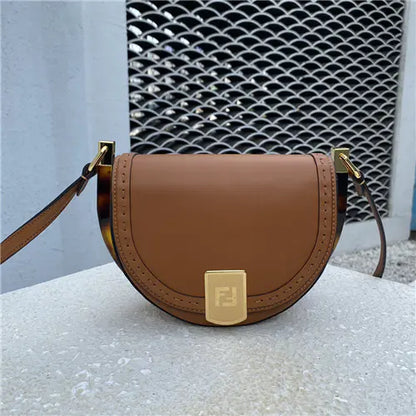 フェンディ ムーンライトバッグ