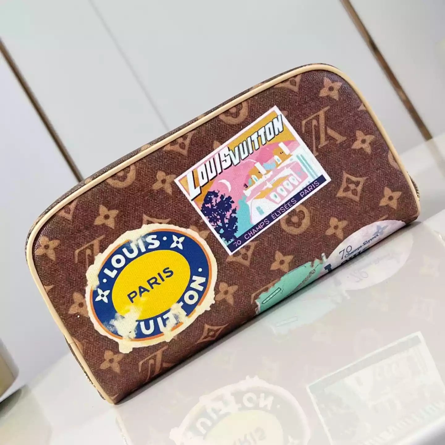 トイレタリーバッグ 2コンパートメント ブラウン モノグラム キャンバス – LW296