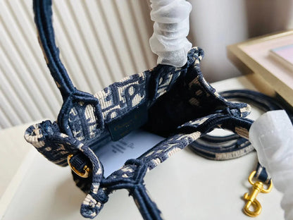 クリスチャン・ディオール ミニブックトート フォンバッグ