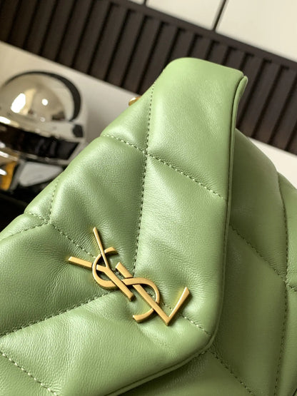 ジャージー素材のパファートイバッグ