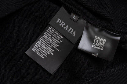 【Prada旗艦店】( プラダ ) パーカー ご好評に付き再入荷！