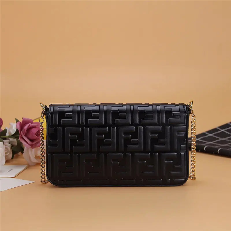 フェンディの3ピースウォレット