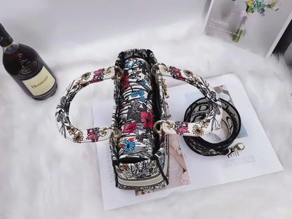 レディディオール