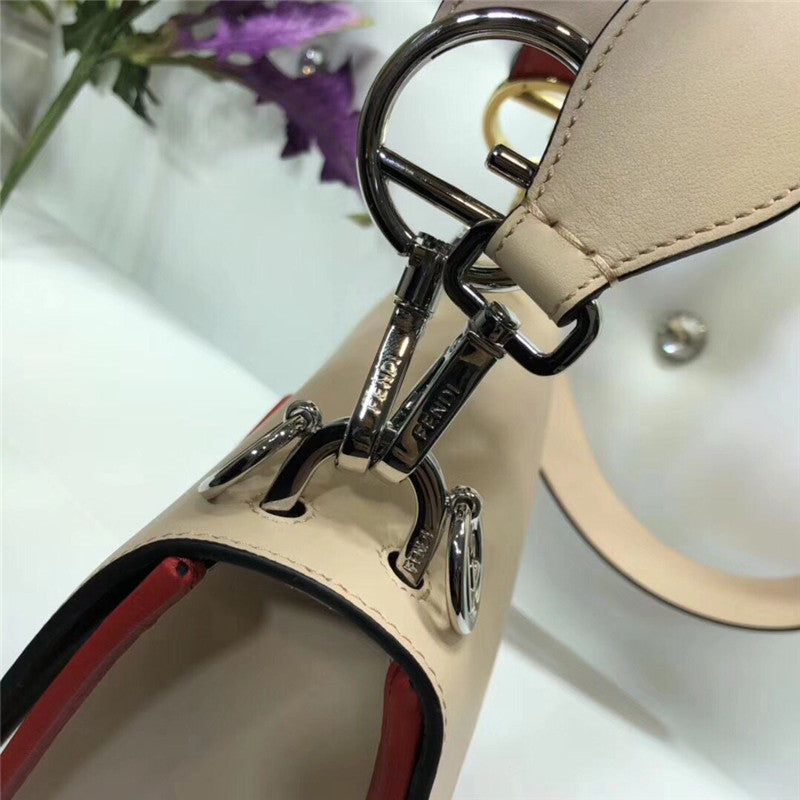 フェンディのショルダーバッグ