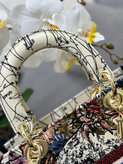 クリスチャン ディオール ミディアム レディ D ライト バッグ