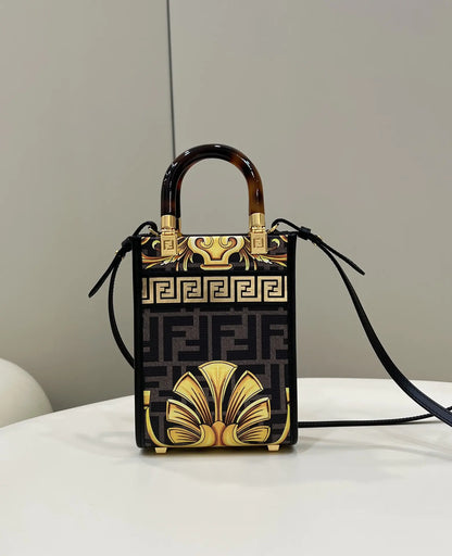 フェンディ サンシャイン ショッパー