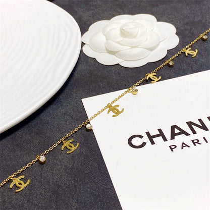 シャネルのダブルCネックレス