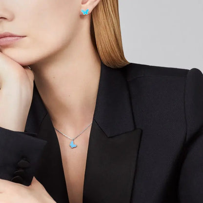 ヴァン クリーフ＆アーペルのスウィート アルハンブラ バタフライ イヤリングの新着