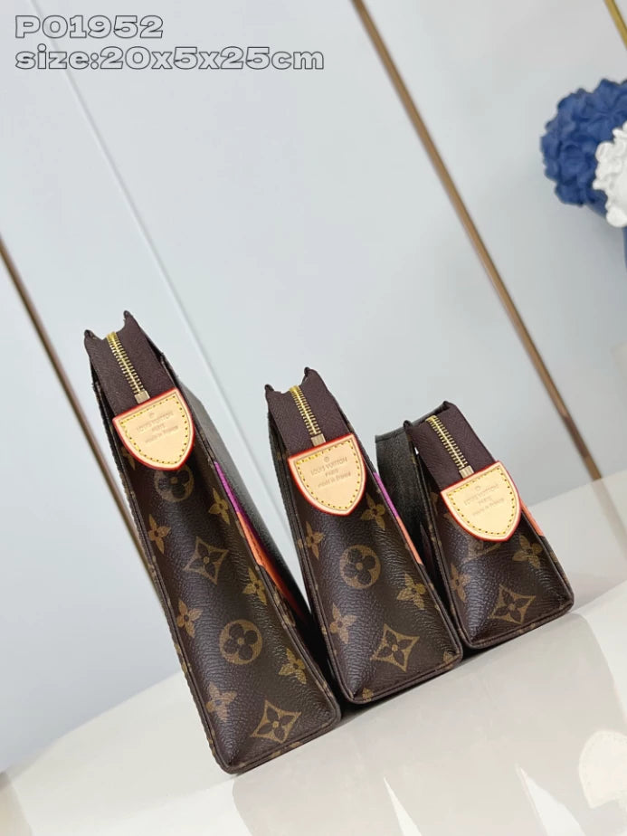 トリオ トイレポーチ モン モノグラム P01952 – LW384