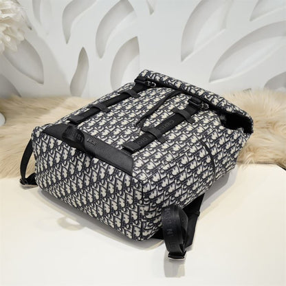 ディオール エクスプローラー バックパック ベージュ＆ブラック オブリーク ジャカード – DIO021