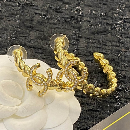 シャネル ダブルC ラインストーン ラブ イヤリング