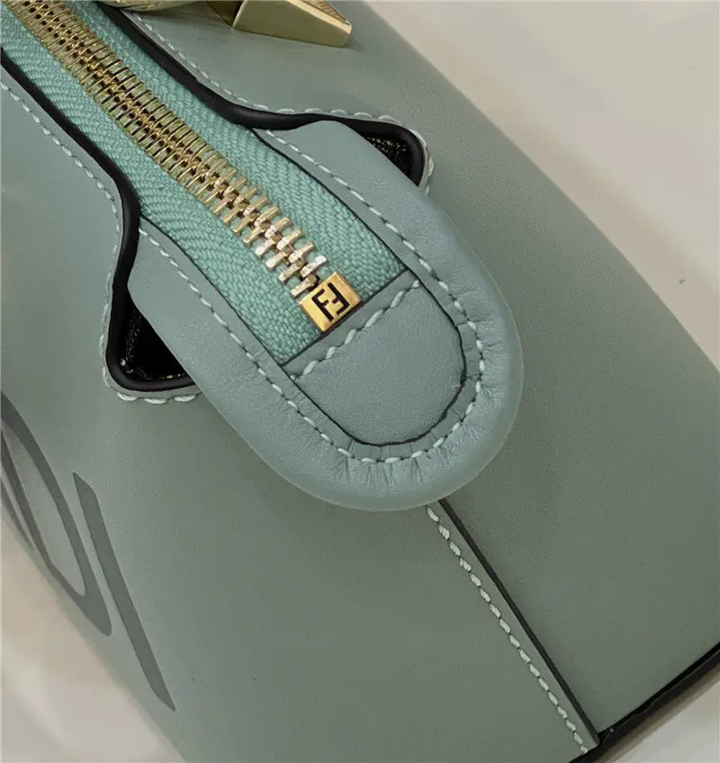 フェンディ バイザウェイ ミニボストンバッグ