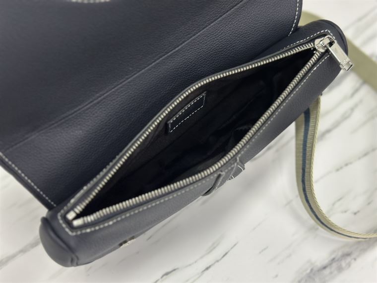 ディオール メンズ サドルバッグ – DIO041