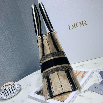 ディオール ブックトート スモール