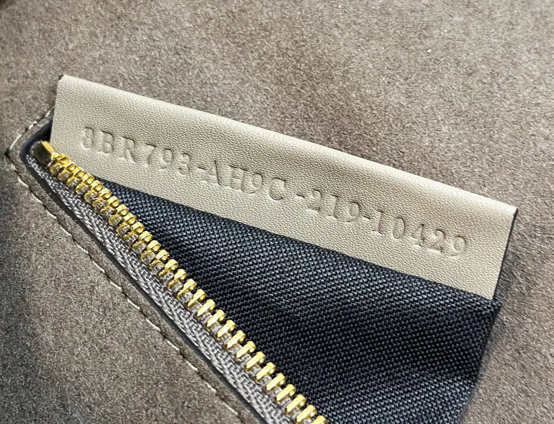 フェンディ チェーンショルダーバッグ