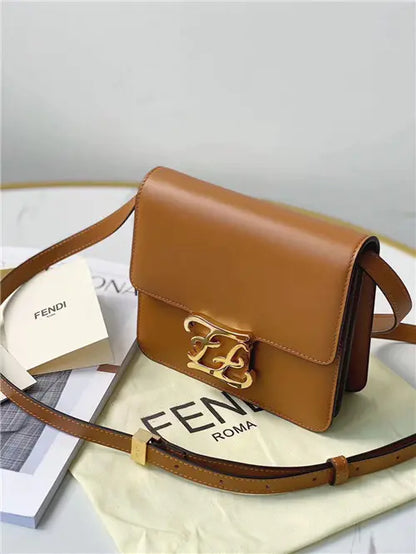 フェンディ カーリグラフィー バッグ