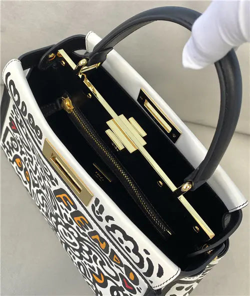 フェンディ ピーカブー バッグ