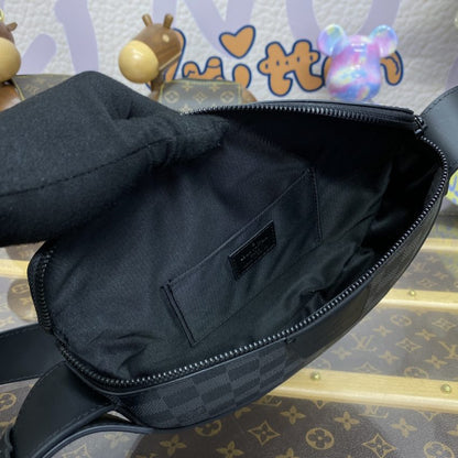 LV レトロ メッセンジャーバッグ