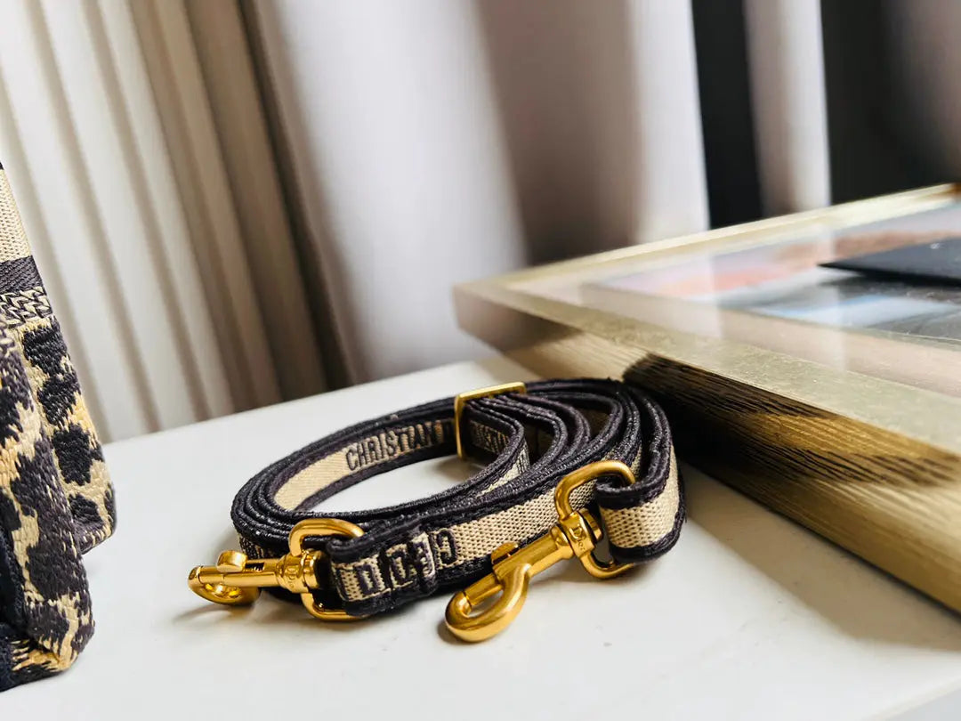 クリスチャン・ディオール ミニブックトート フォンバッグ