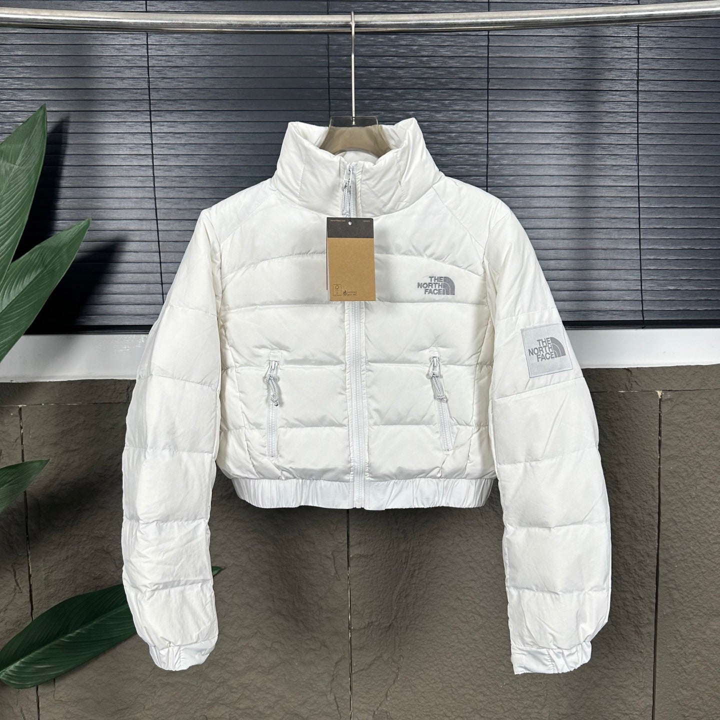 【The North Face 公式 旗艦店】女性用ダウンジャケット ご好評に付き再入荷！