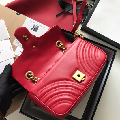 GGマーモント ミニキルティングショルダーバッグ